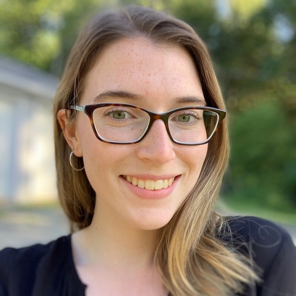 Meet your Posher, Cassidy - Picture 1 of 1